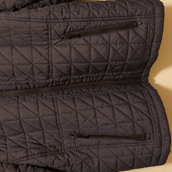 Jacket - Picture 4 of 7